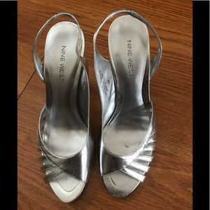 Nine West Silver 👠 heels